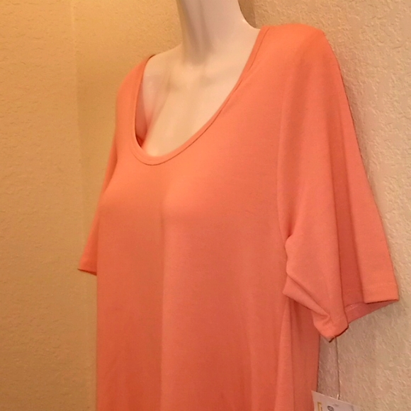 LulaRoe Peach ๐ Perfect T Top - Picture 3 of 11